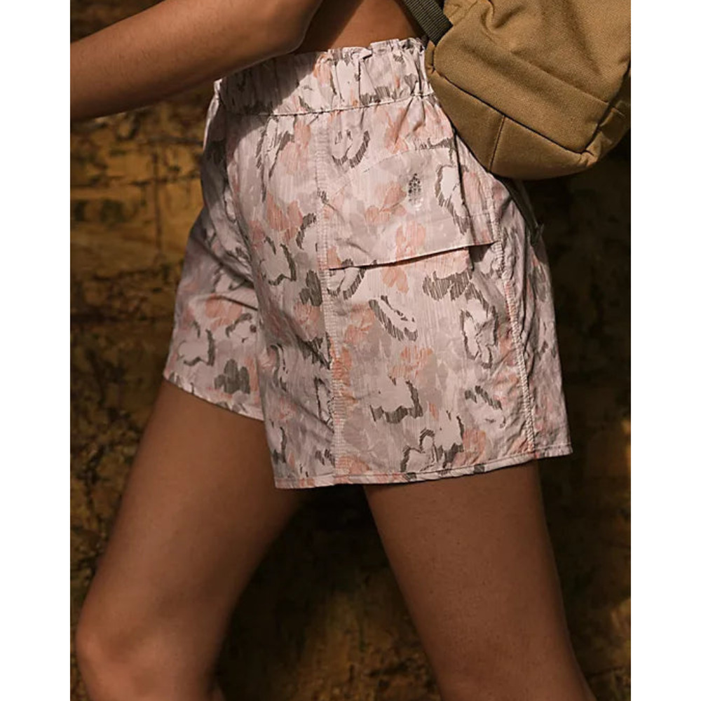 Free People Movement‎ In the Wild Printed Shorts Small Ivory Combo Pink Gray NEW - Picture 6 of 14